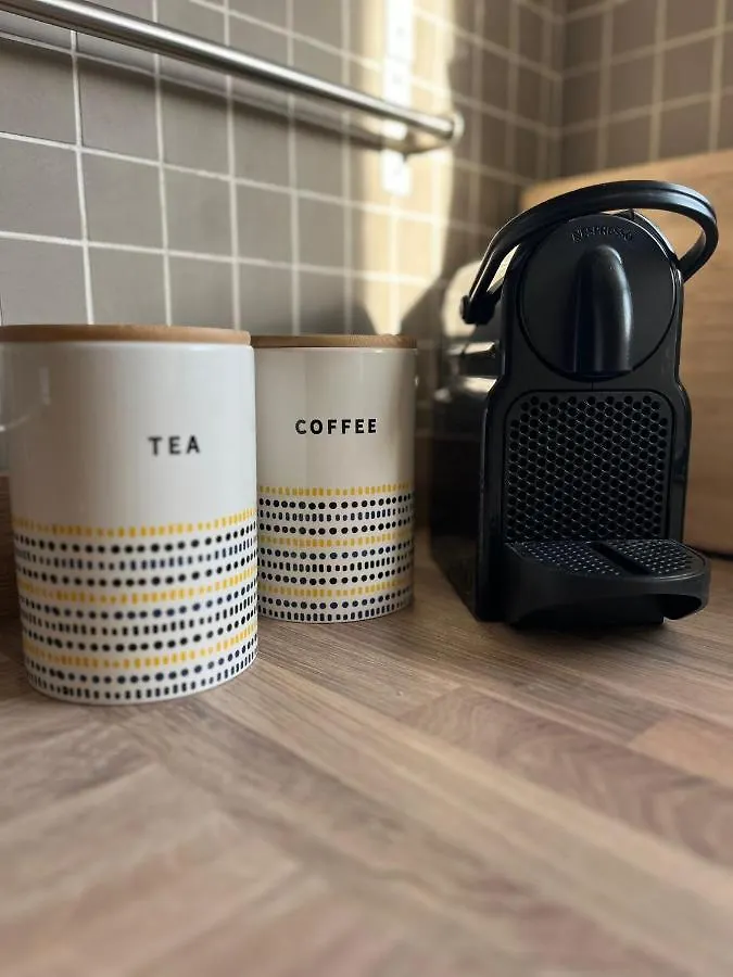 2 Bed Central Cardiff Apartment - Sleeps Five! United Kingdom